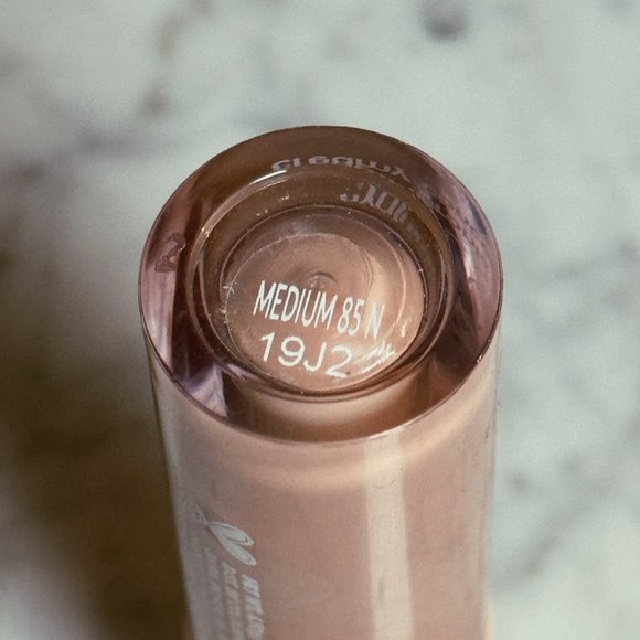 Colourpop Pretty Fresh Creamy Concealer | Medium 85 N - Picture 2 of 3